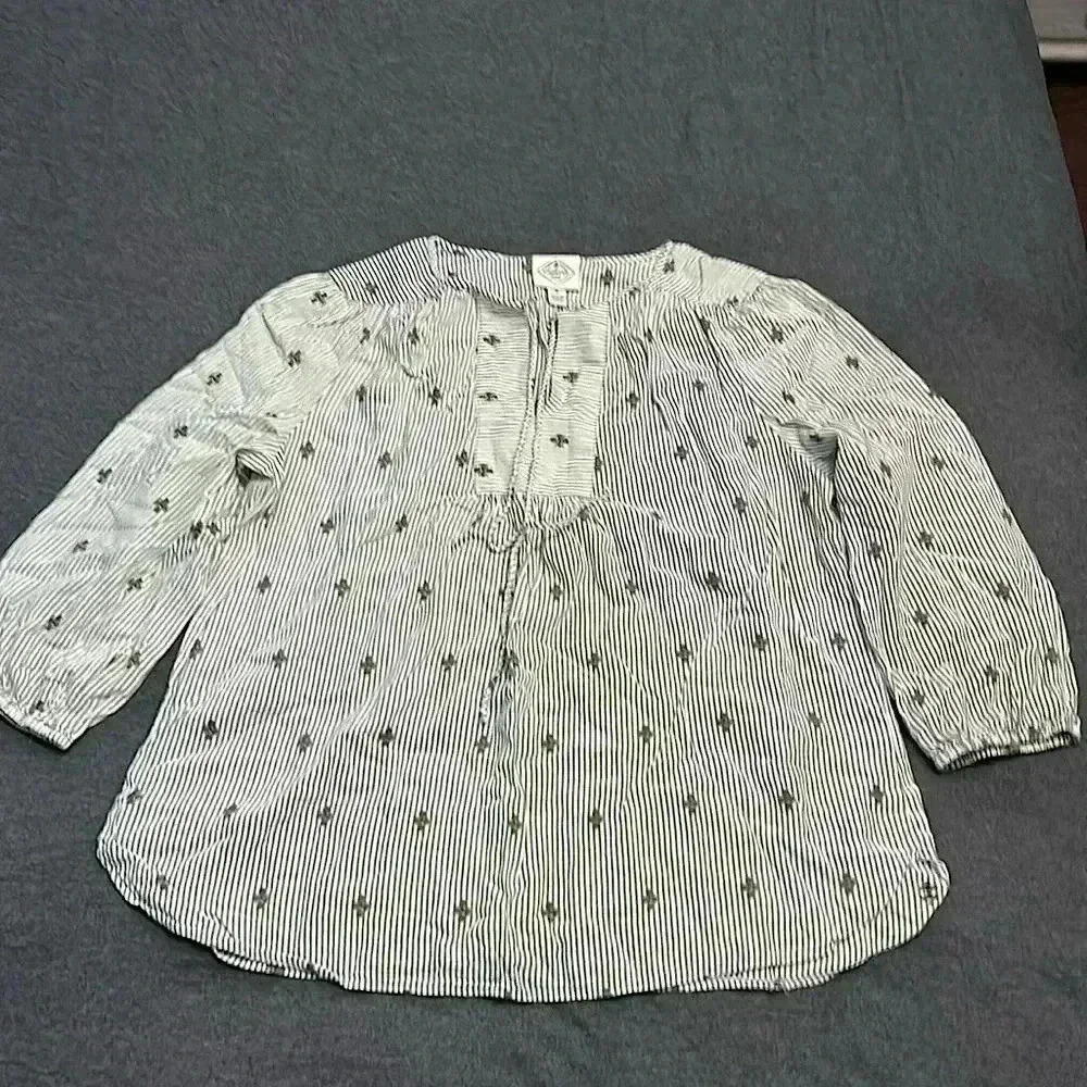 St. John’s Bay shirt size medium, olive green stripes and white.